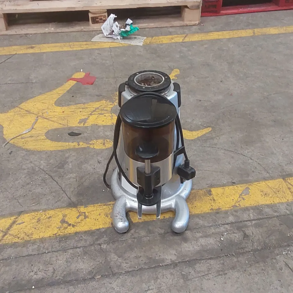 COMMERCIAL COFFEE GRINDER