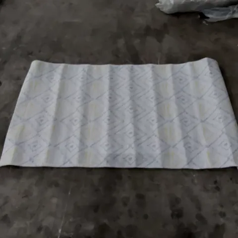 LAMAVOLA LINE RUG YELLOW/GREY // SIZE: 80 X 150cm