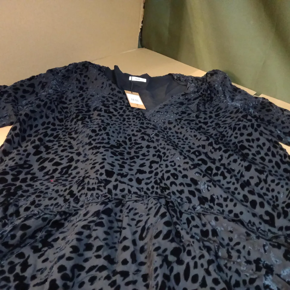 HUSH BLACK AMARIS BURNOUT DRESS - SIZE 16
