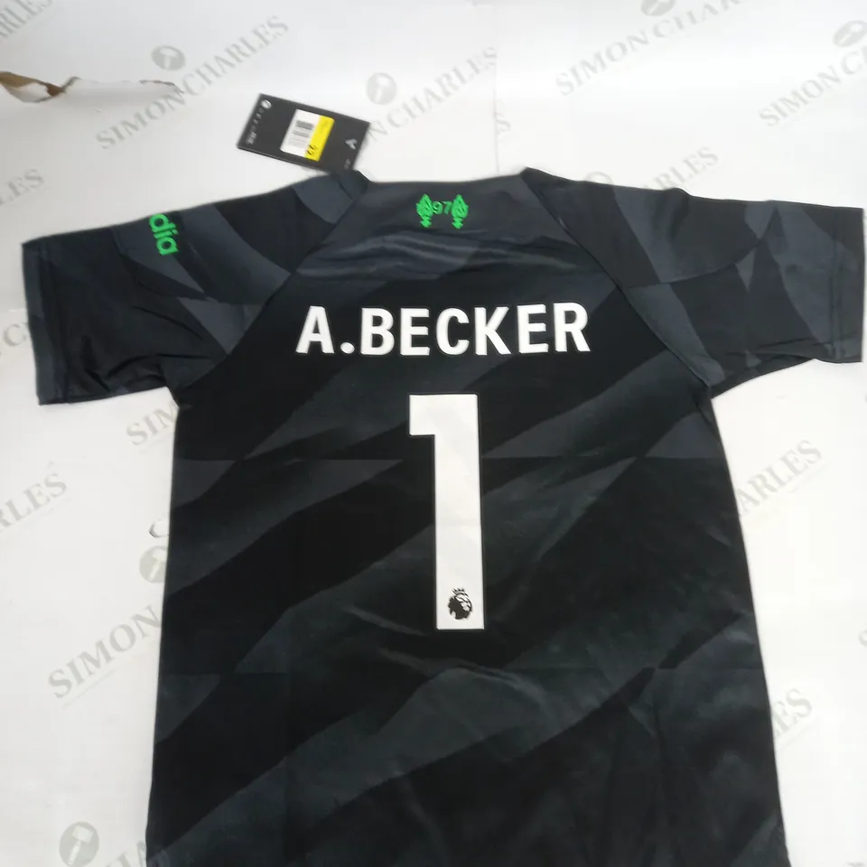 LIVERPOOL FC GOALKEEPER SHIRT AND SHORTS WITH A.BECKER 1 SIZE 22