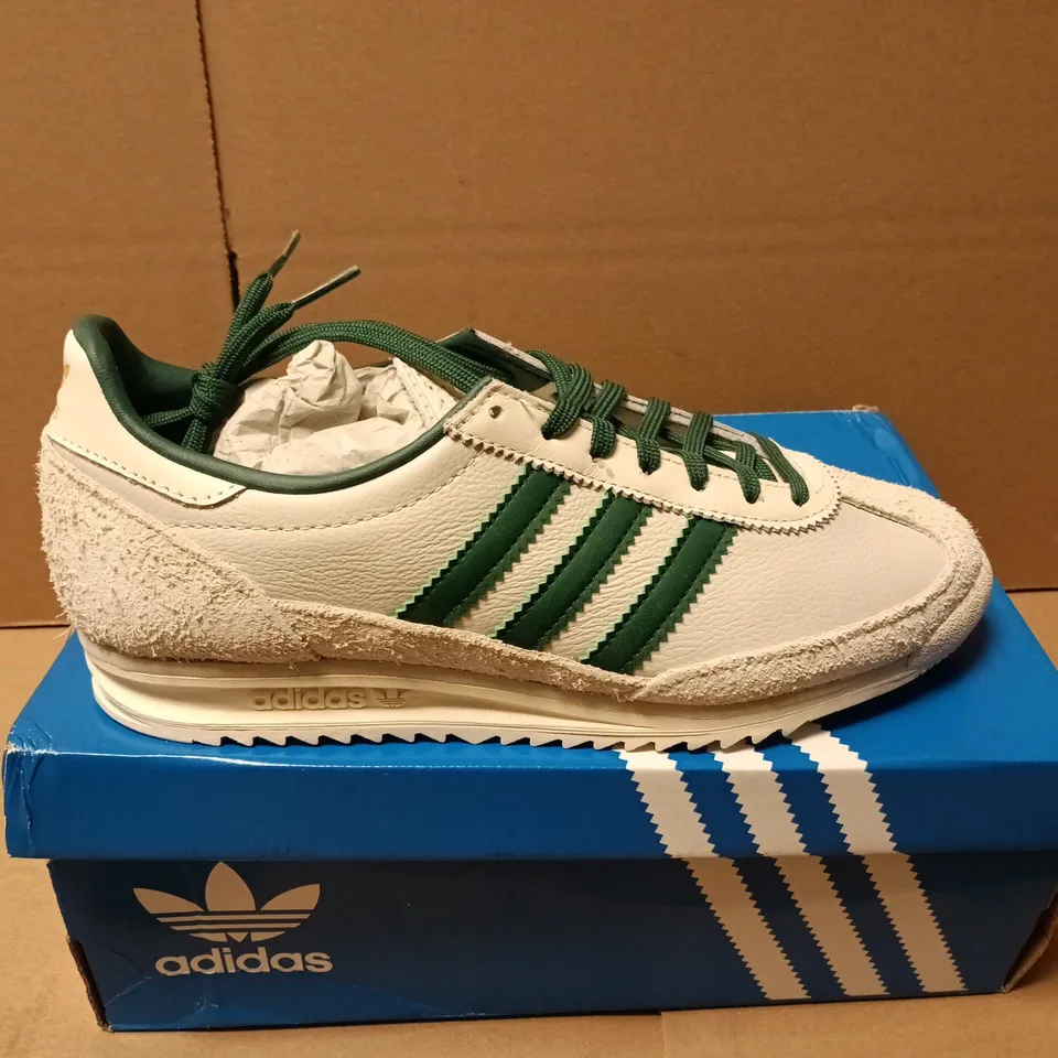 BOXED PAIR OF ADIDAS SL 72 OG WOMENS TRAINERS WHITE - UK 5