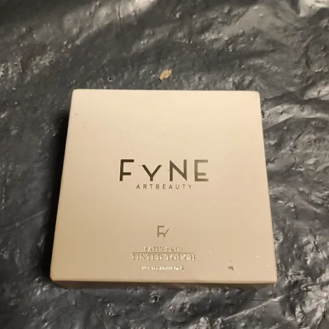FYNE ARTBEAUTY SATIN SKIN TINT β SHADE 08