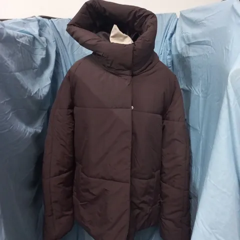 JD WILLIAMS WOMEN'S PUFFER COAT – UK 22 (EU 50) – BROWN