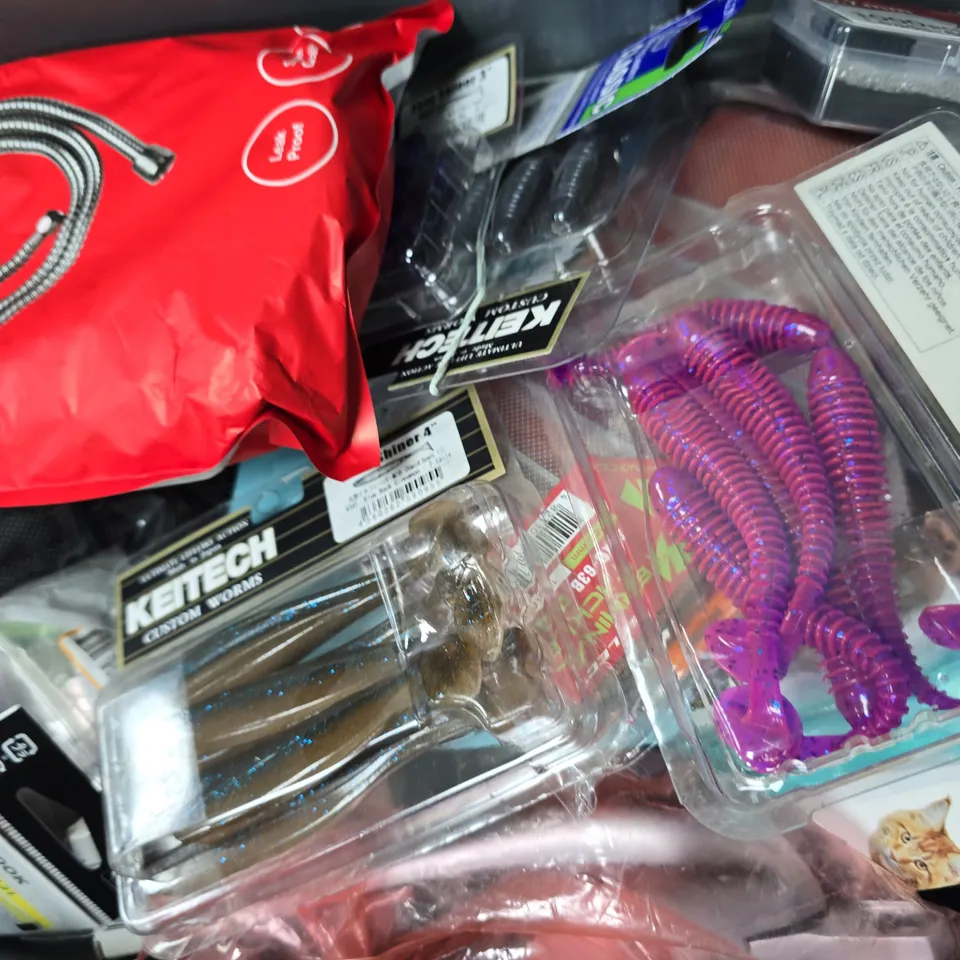 APPROXIMATELY 13 ASSORTED ITEMS TO INCLUDE - SWING IMPACT FAT KEITECH , TERMINAL TACKLE BOX ETC