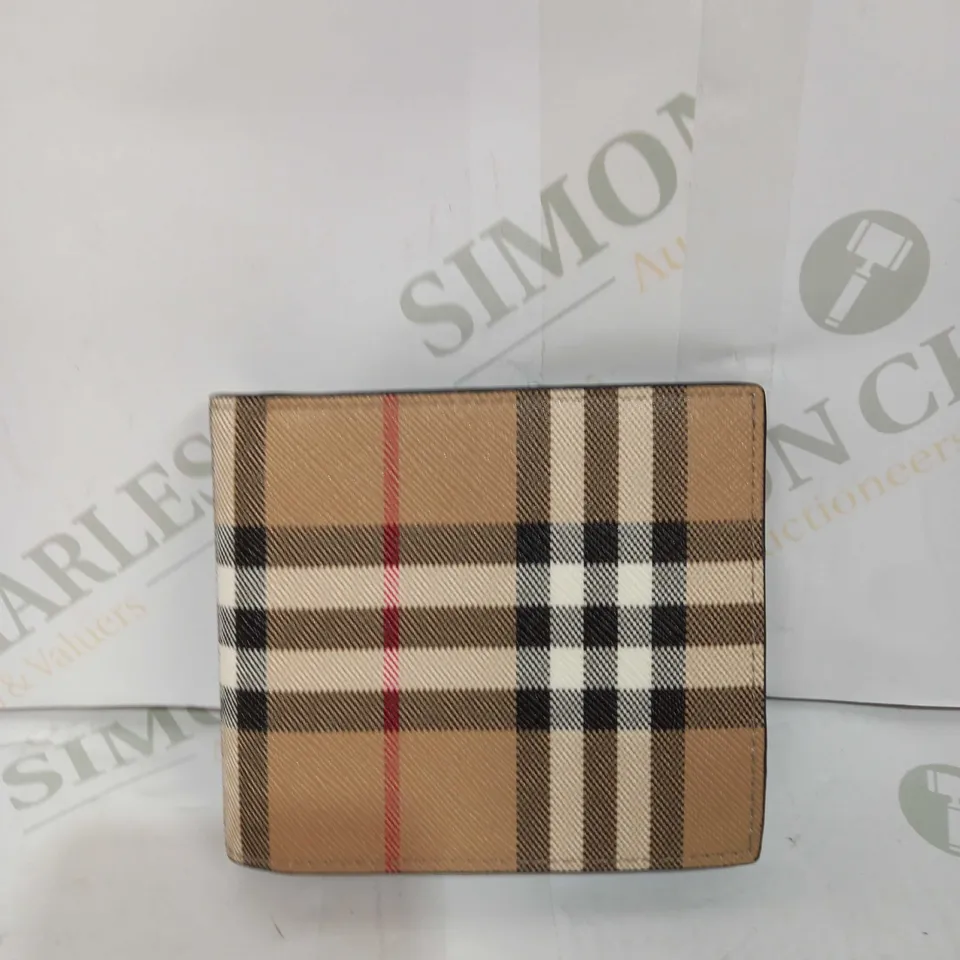 BURBERRY WALLET TARTAN PATTERNED 