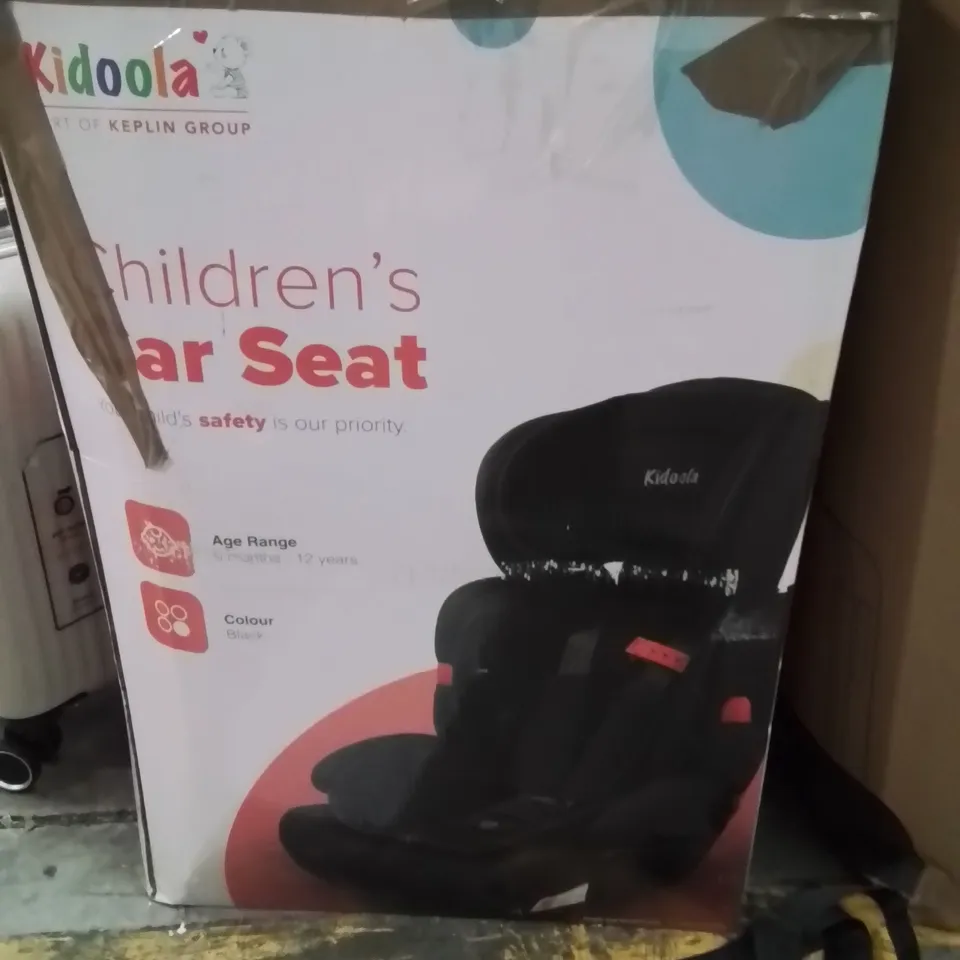 BOXED KIDOOLA CHILDREN'S CAR SEAT