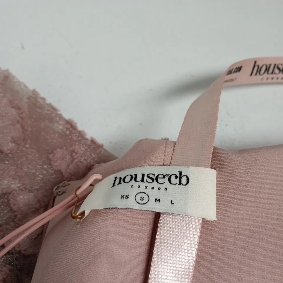 HOUSE OF CB LOVELY ADOBE ROSE LACE DRESS – SIZE S