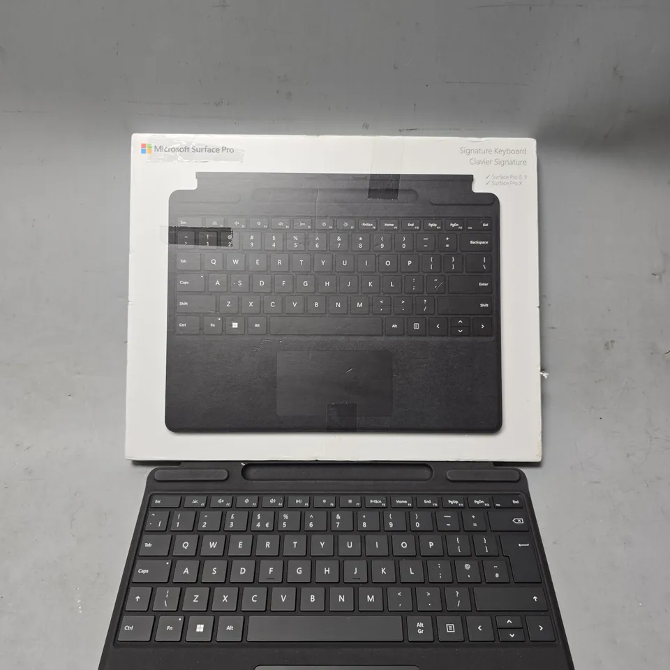 BOXED MICROSOFT SURFACE PRO KEYBOARD 