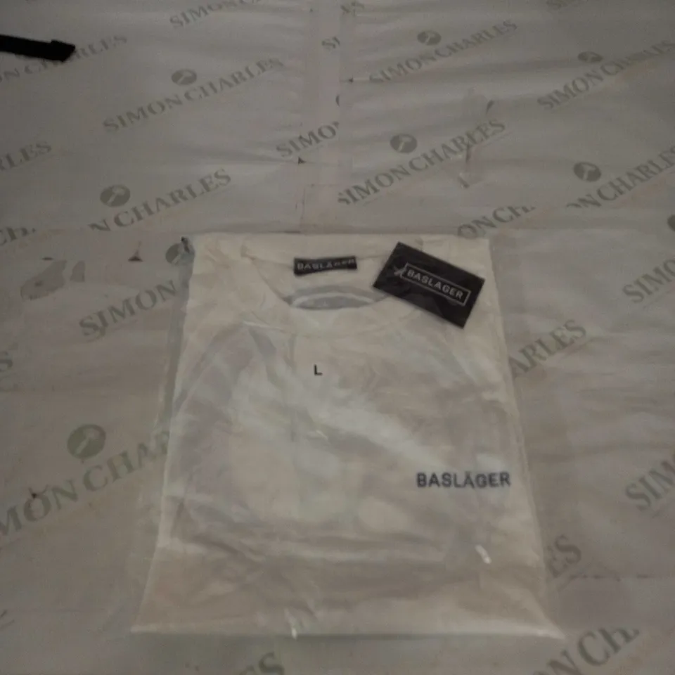 BASLAGER LARGE WHITE T-SHIRT