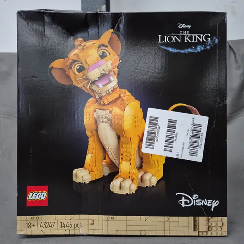 BOXED DISNEY YOUNG SIMBA THE LION KING SET 43247