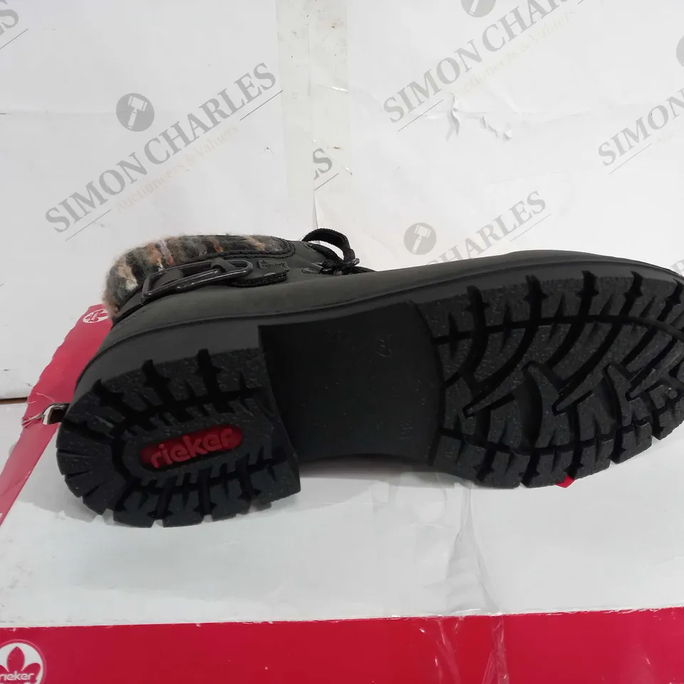 BOXED PAIR OF RIEKER HIKING BOOTS IN GREY UK SIZE 5