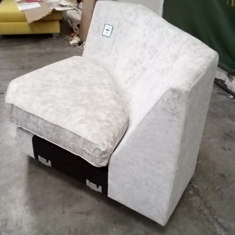 QUALITY DESIGNER RENDEZVOUS CORNER SECTION OYSTER