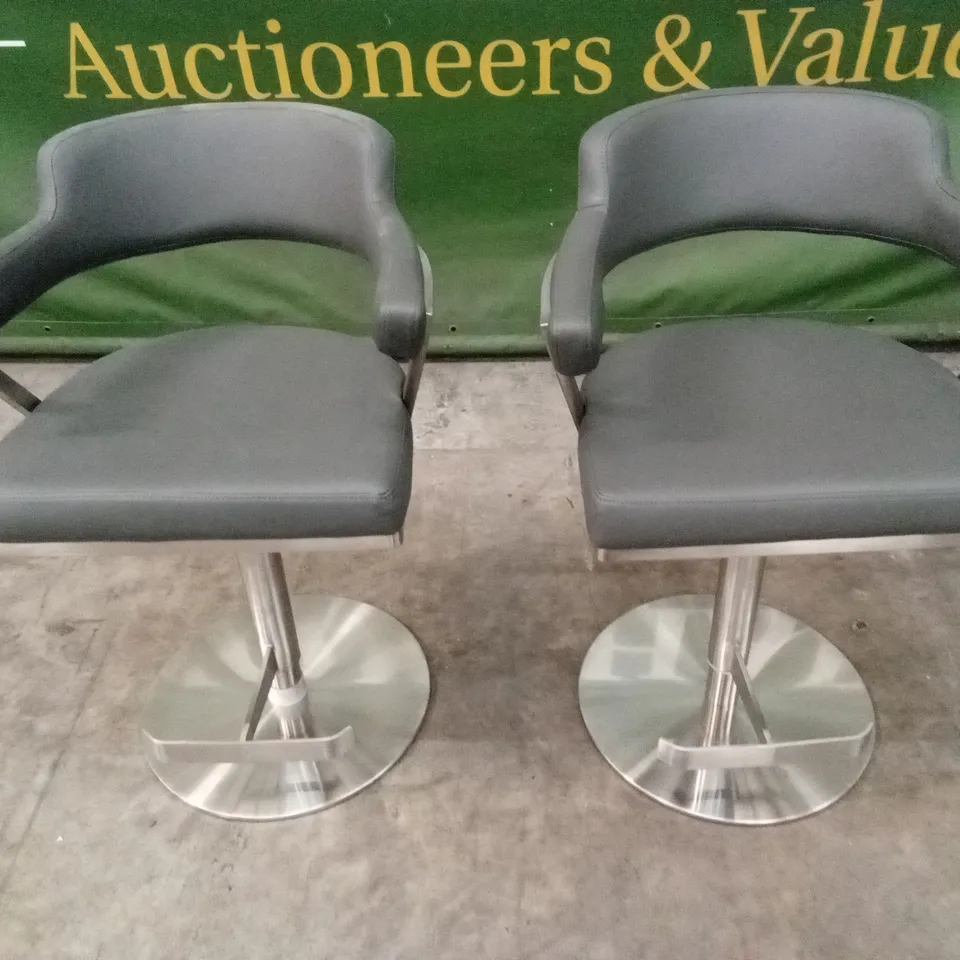 SET OF 2 FIRENZA GREY PU BAR STOOLS WITH STAINLESS STEEL BASE