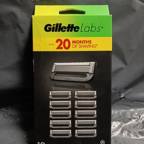 GILLETTE LABS UEFA CHAMPIONS LEAGUE PACK OF 10 RAZOR REFILLS