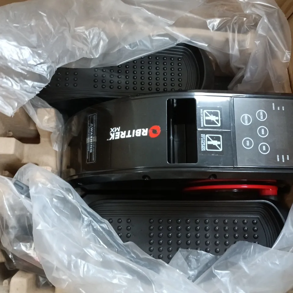 THANE FITNESS ELLIPTICAL MACHINE 
