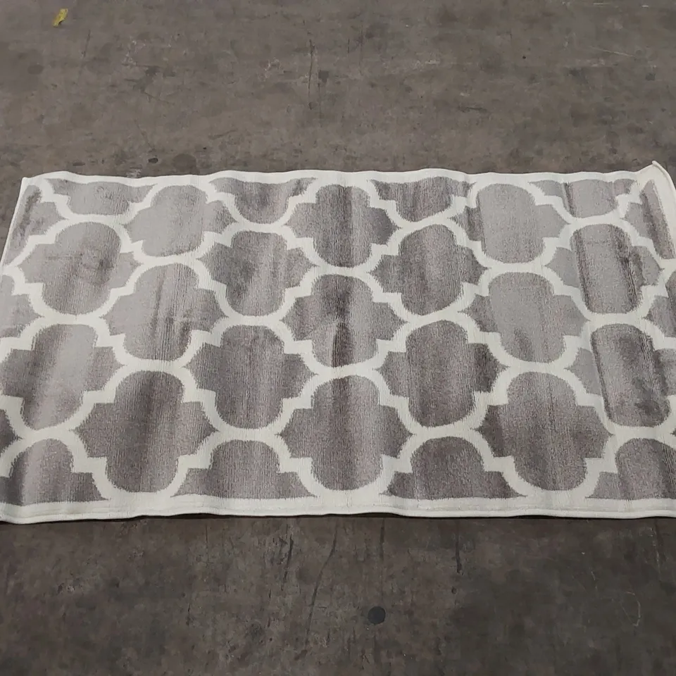 BRAND NEW BAGGED PACO HOME SINAI RUG - 150 x 80cm