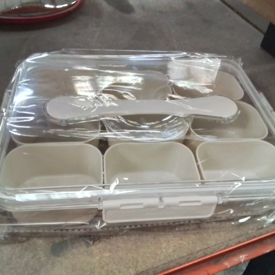 MULTI COMPARTMENT STORAGE BOX