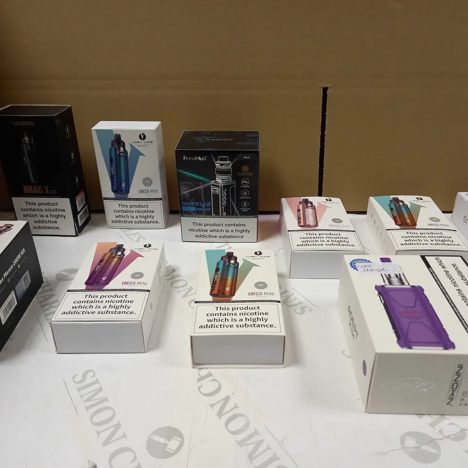 BOX OF APPROX 20 ASSORTED ACCESSORIES 
