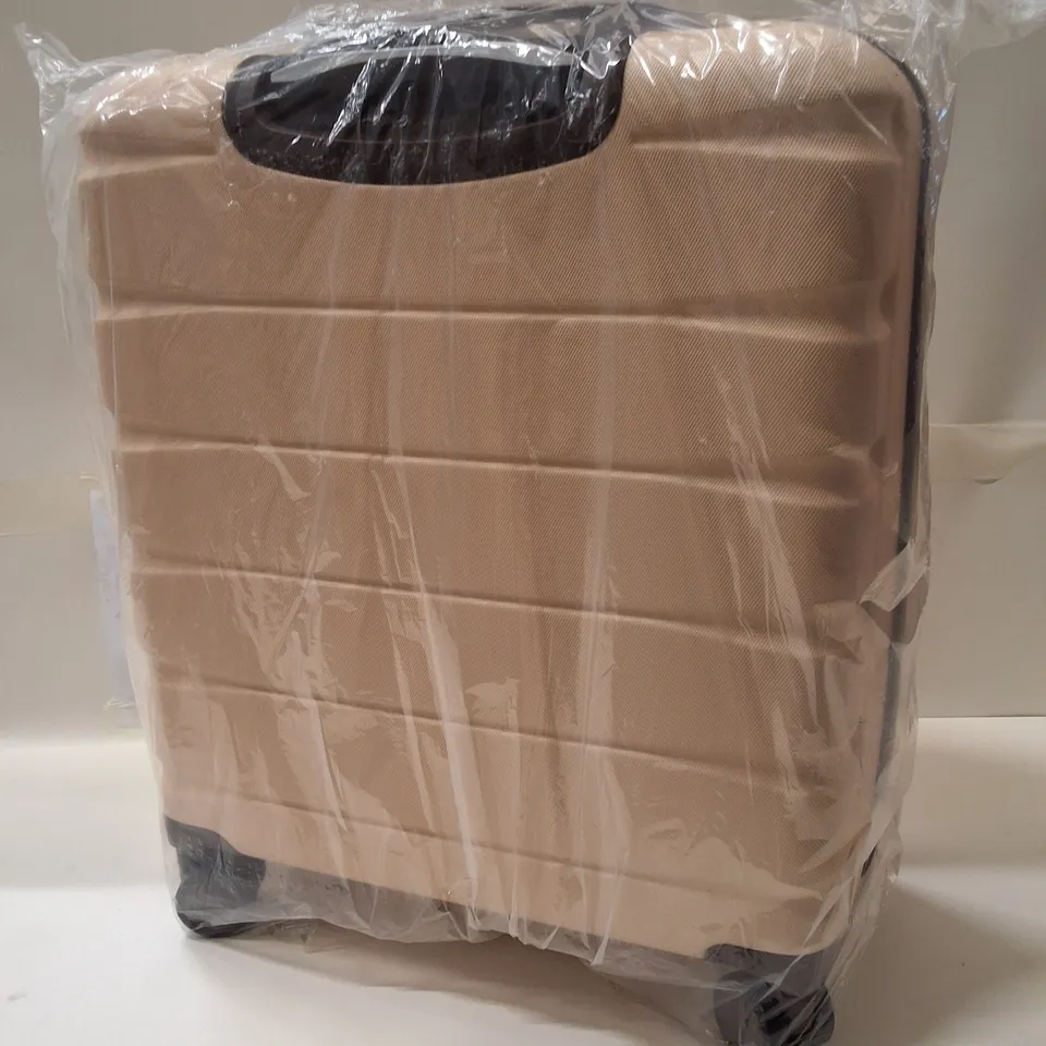 BAGGED FLIGHT KNIGHT HARDSHELL SUITCASE - BEIGE