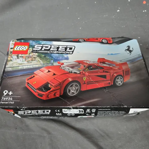 BOXED LEGO SPEED CHAMPION FERRARI F40