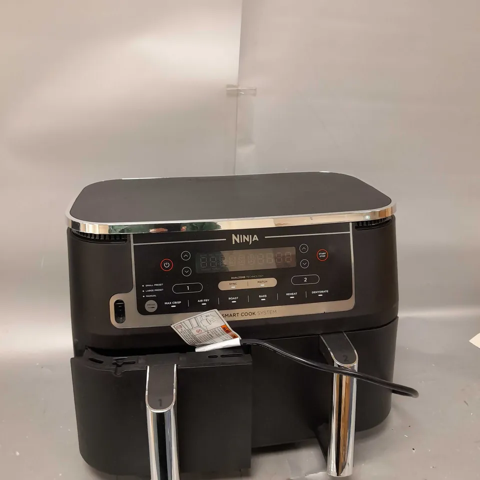 BOXED NINJA FOODI MAX DUALZONE AIR FRYER AF451UK