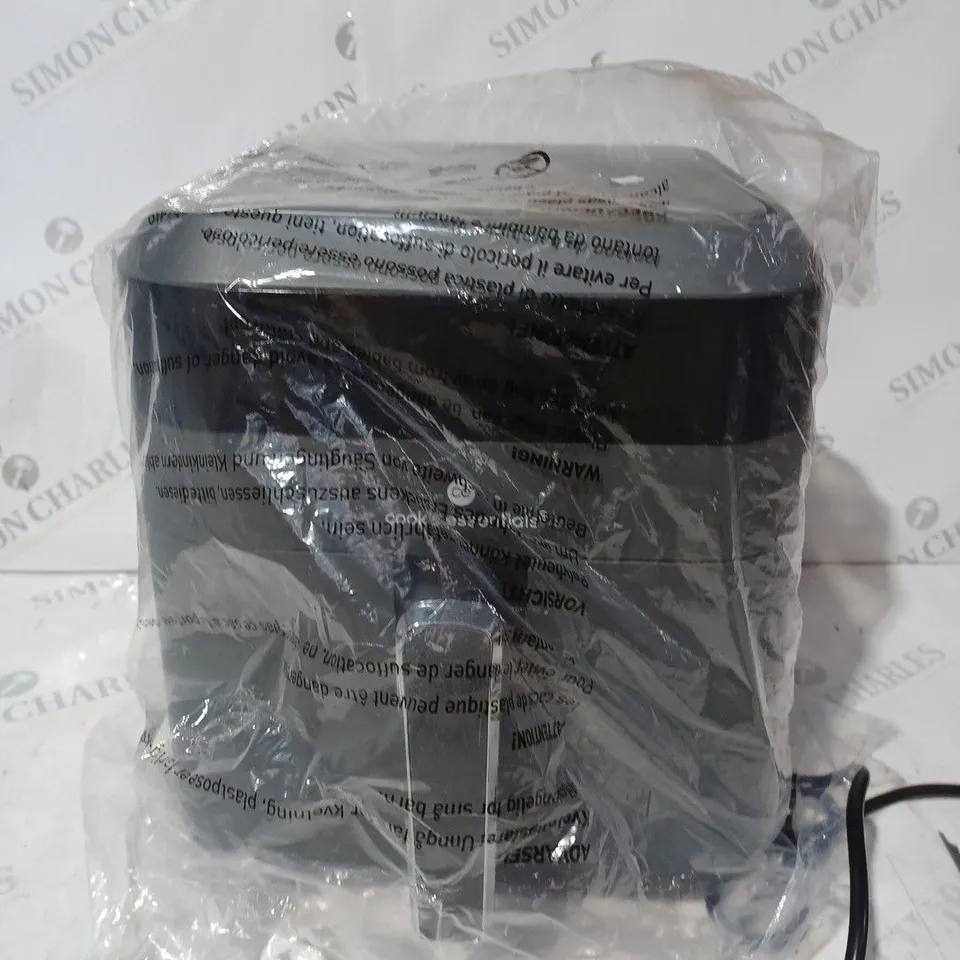 COOK'S ESSENTIALS 5.8L AIR FRYER IN SLATE GREY