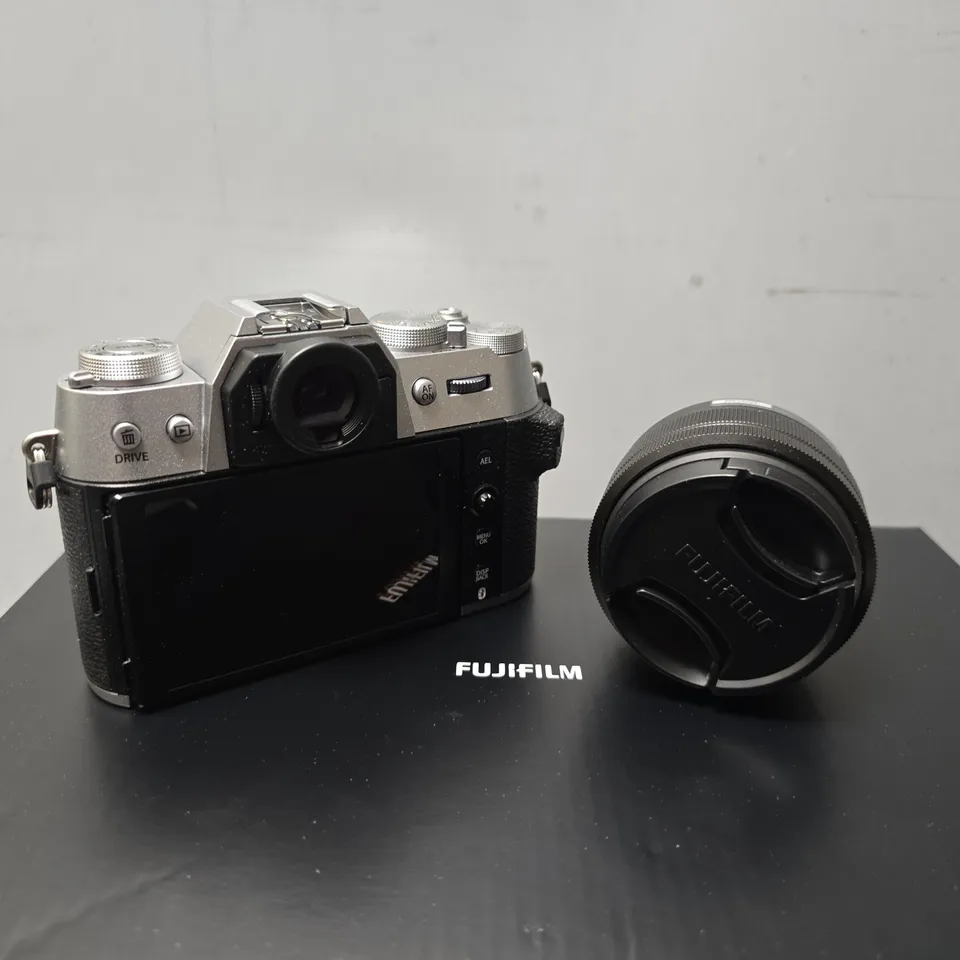 BOXED FUJIFILM X-T50 KIT 15-45MM SILVER