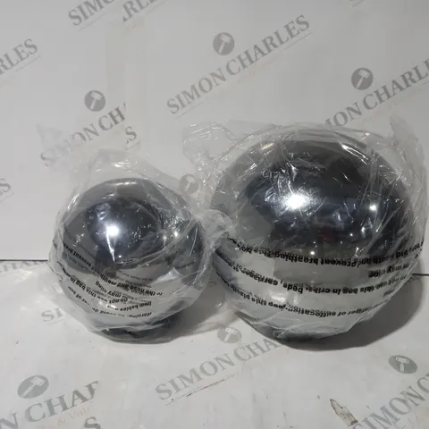 KELLY HOPPEN SET OF 2 INDOOR OUTDOOR PRELIT GLASS DECOR, REFLECTIVE ORBS