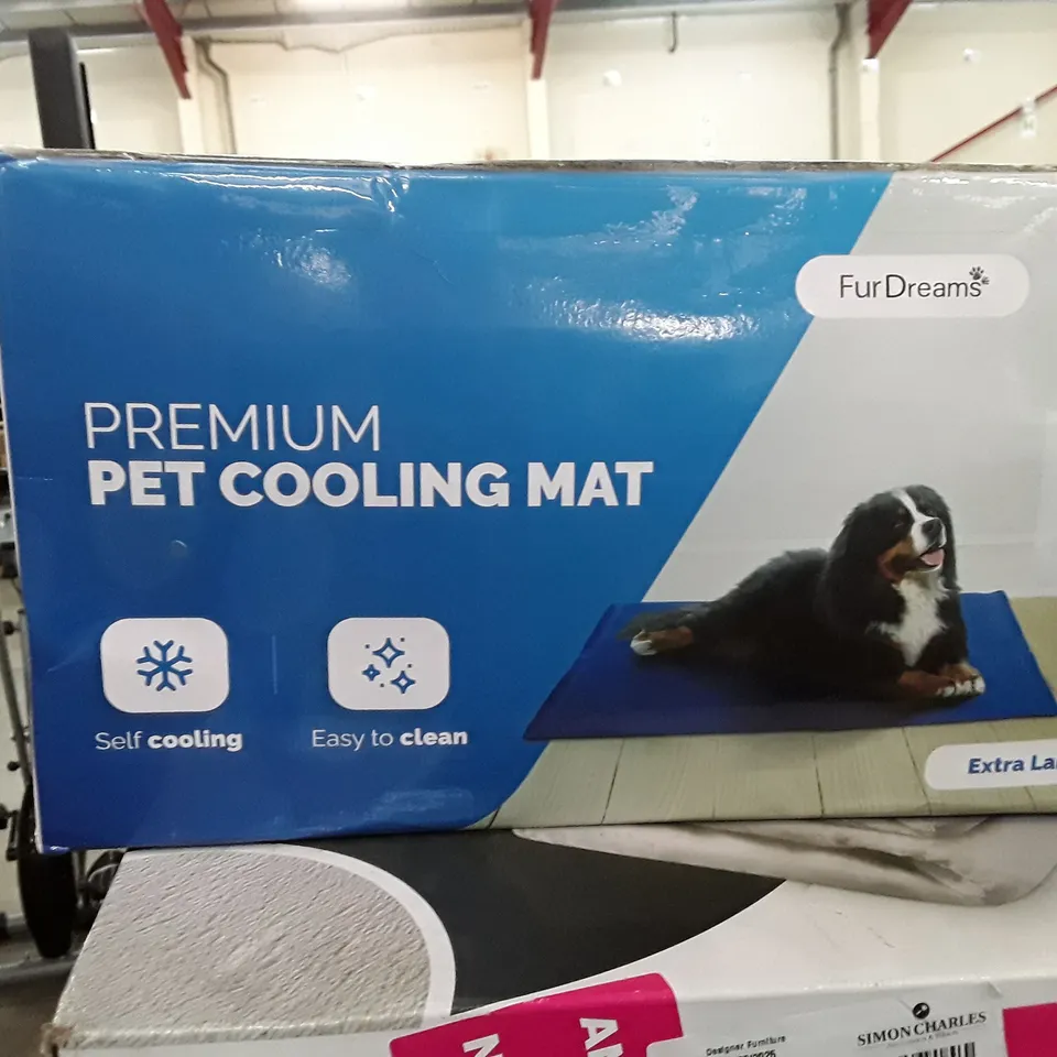 BOXED FUR DREAMS PREMIUM PET COOLING MAT - EXTRA LARGE 