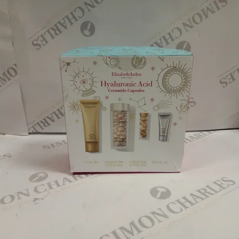 ELIZABETH ARDEN PLUMPED PERFECT HYALURONIC ACID