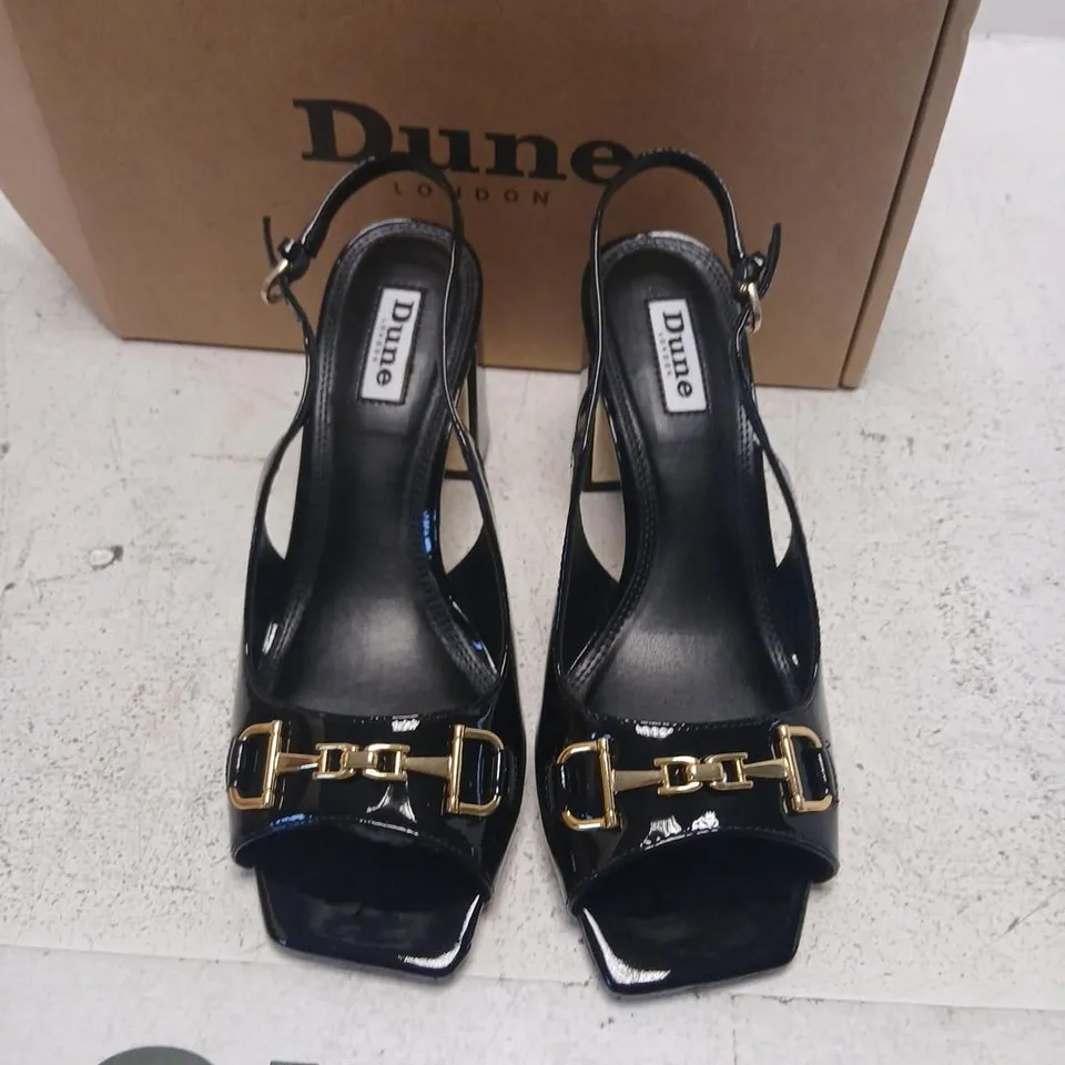 DUNE LONDON BLACK PATENT LEATHER HEELS WITH GOLD BUCKLE – WOMEN'S (BOXED)