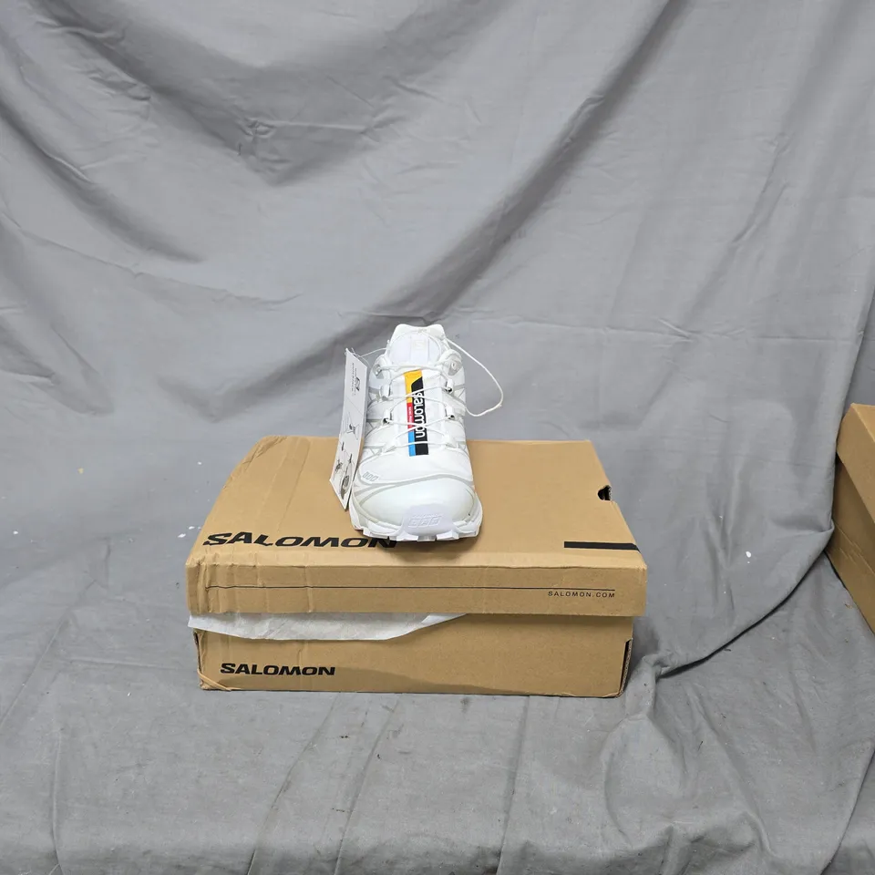 SALOMON WHITE TRAIL RUNNING SHOES – BOXED 