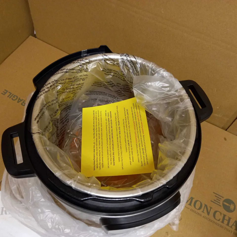 INSTANT POT DUO SMART PRESSURE COOKER