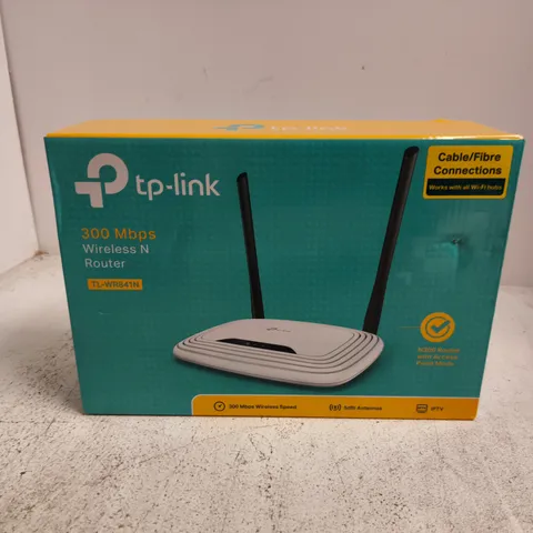 BOXED TP-LINK WIRELESS N ROUTER TL-WR841N