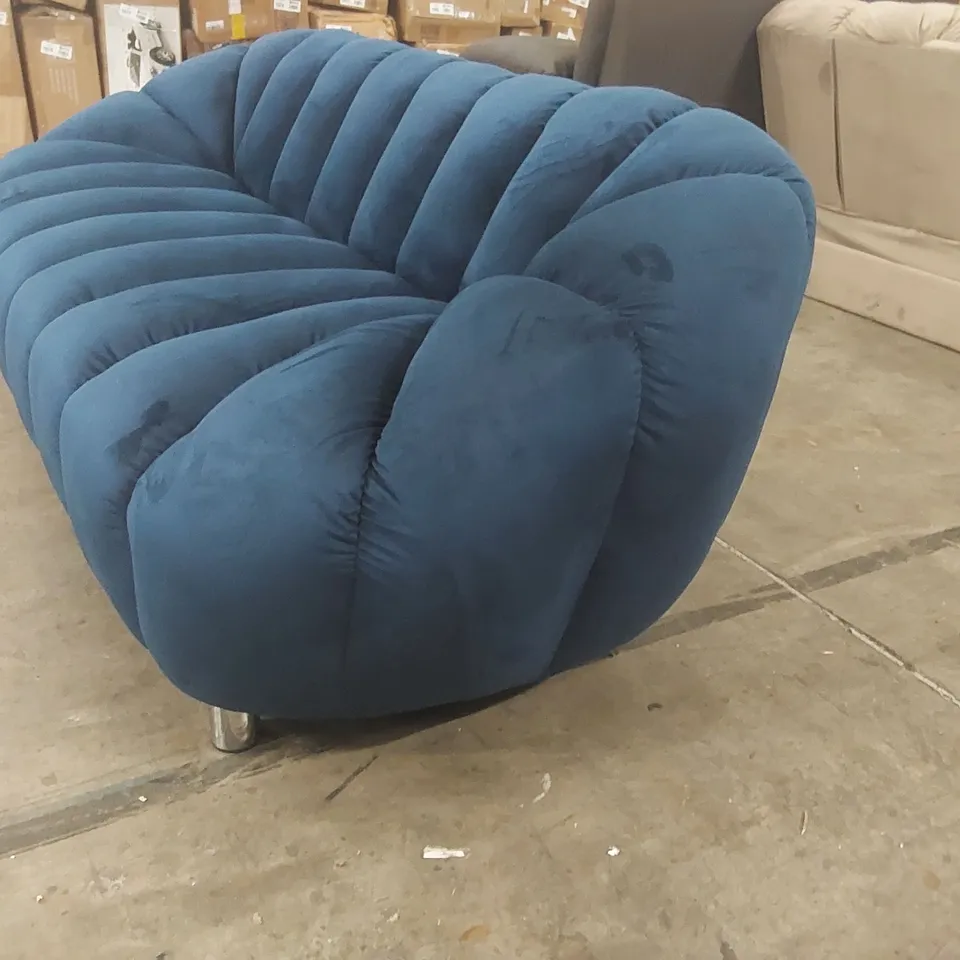 QUALITY DESIGNER MITESH UPHOLSTERED SOFA