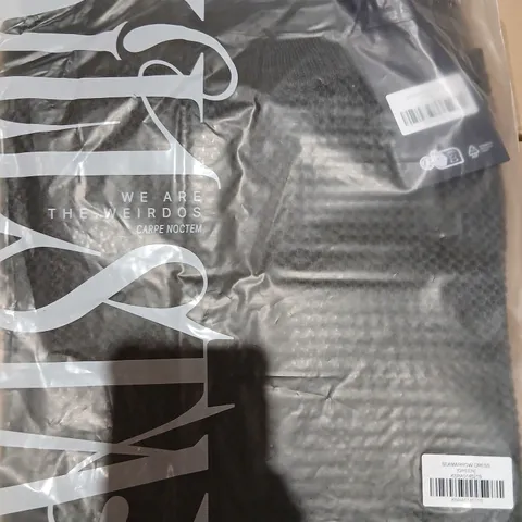 APPROXIMATELY 25 BRAND NEW KILLSTAR SEAMARROW DRESS GREEN