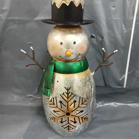 FESTIVE 34 CM BO METAL SNOWMAN WITH LIT SNOWFLAKE CHRISTMAS DECORATION