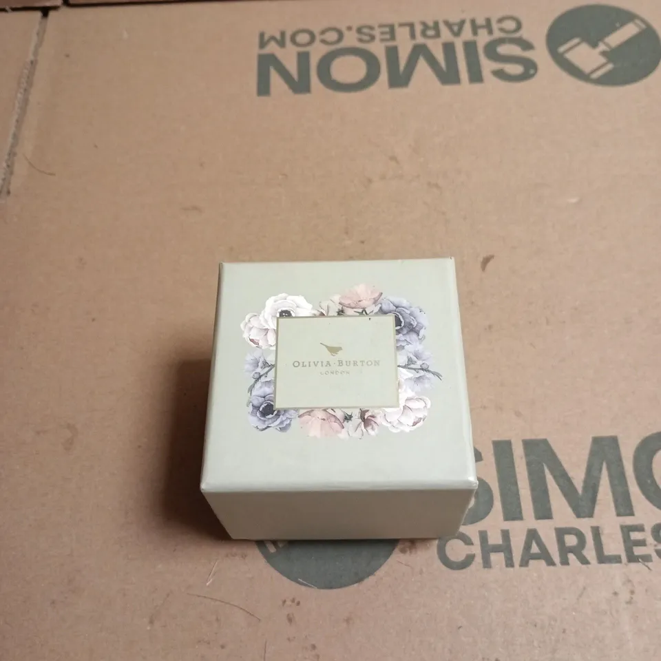 OLIVIA BURTON LONDON ROSE-TONE DIAL CRYSTAL-BEZEL BRACELET WATCH BOXED