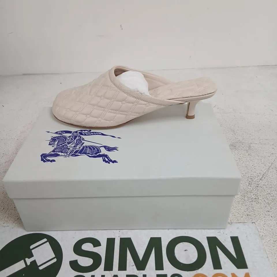 BURBERRY QUILTED LEATHER MULE – BEIGE, UK 7 (EU 40)