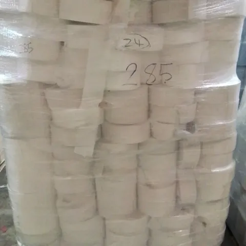 PALLET CONTAINING APPROXIMATELY 250 TOILET ROLLS IN WHITE 