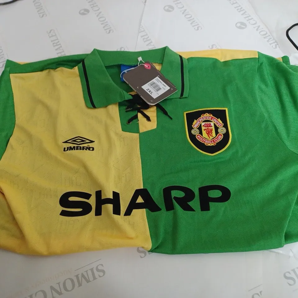 UMBRO MANCHESTER UNITED FC TOP - SIZE 2XL