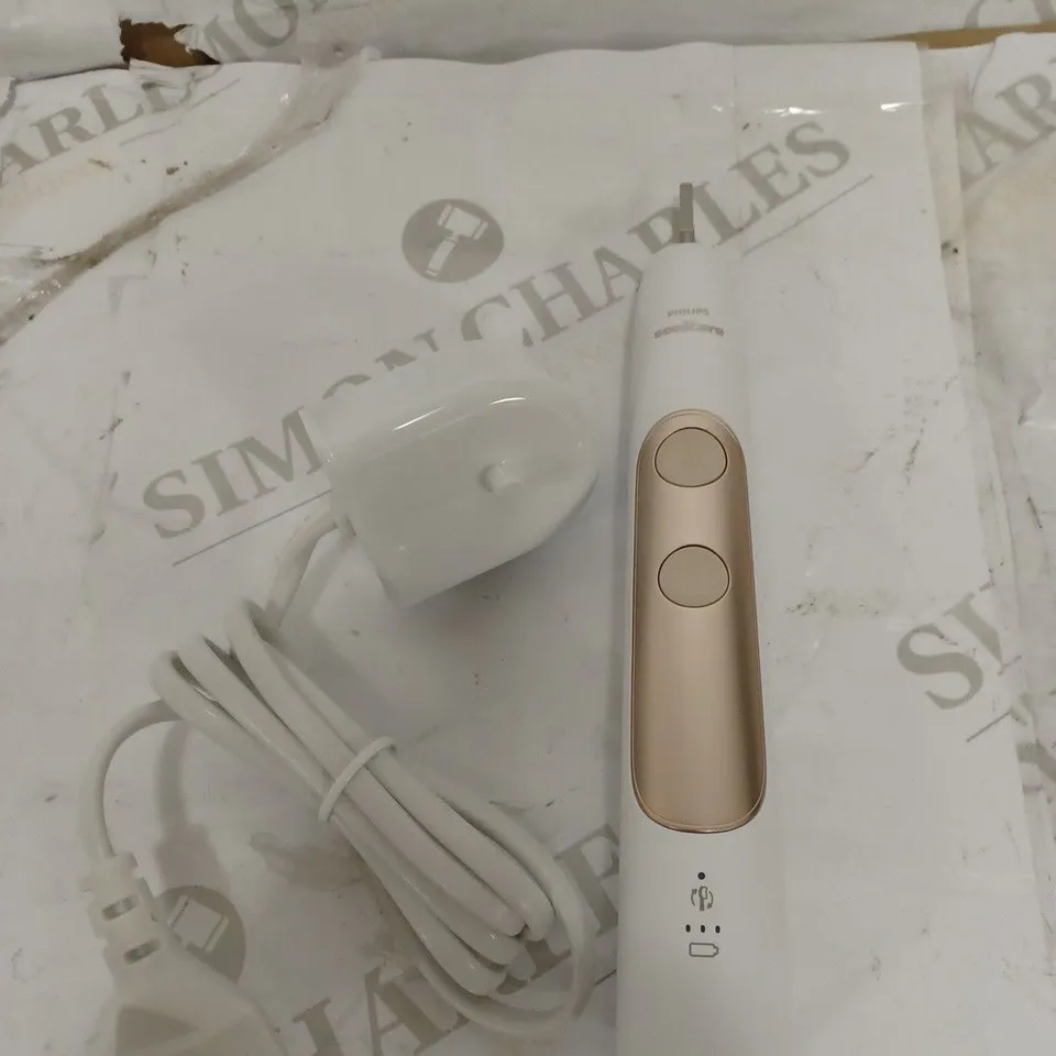 PHILIPS SONICARE SERIES 7900 ADVANCED WHITENING SONIC ELECTRIC TOOTHBRUSH