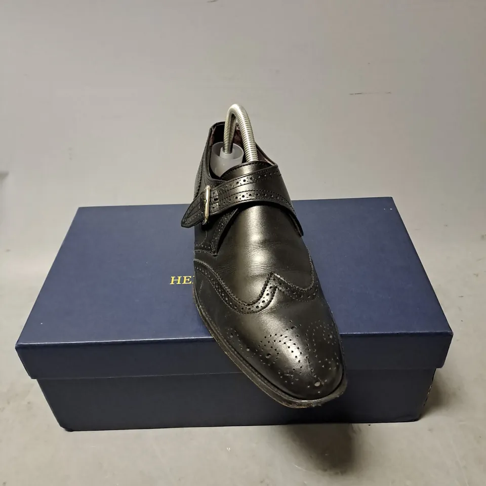 BOXED PAIR OF HERRING PHILIP 2 BLACK CALF SHOES SIZE 6F