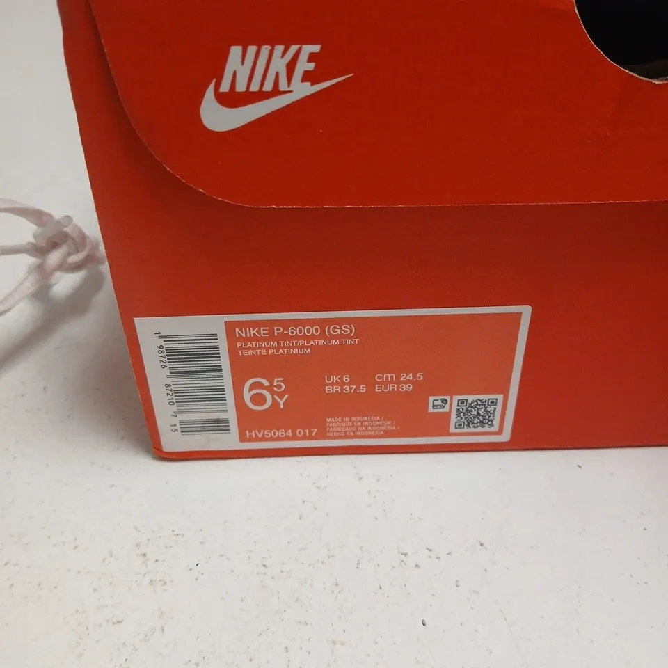 NIKE P-6000 (GS)TRAINERS – UK 6 