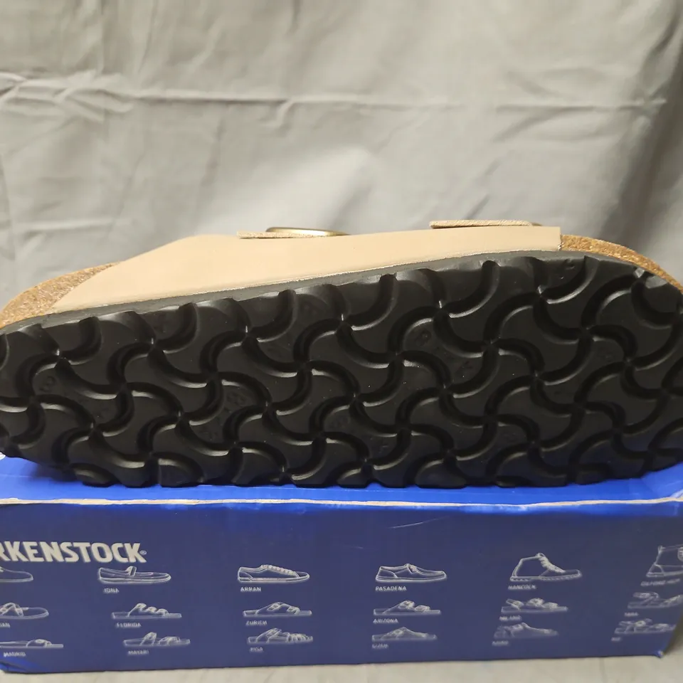 BOXED BIRKENSTOCK ARIZONA BS SANDCASTLE SANDALS – BEIGE, EU39 (UK6)