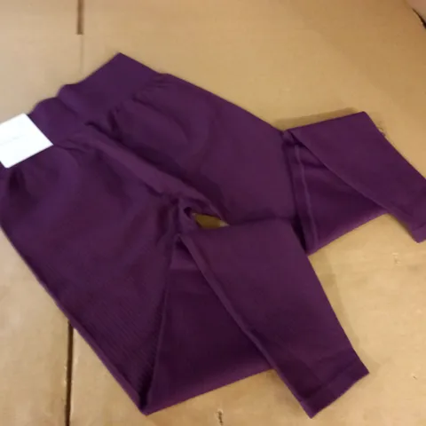 H&M MOVE TRAINING TIGHTS IN PURPLE - EUR S