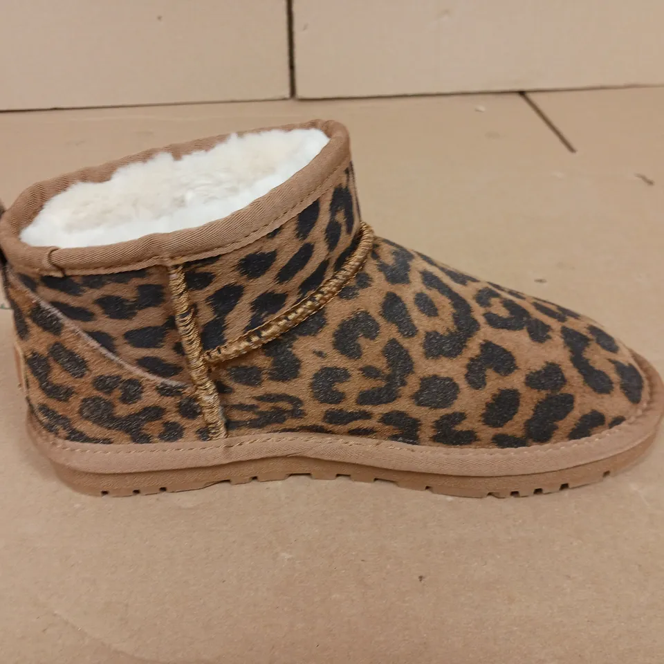 PAIR OF UGG ANIMAL PRINT BOOTS - UK6