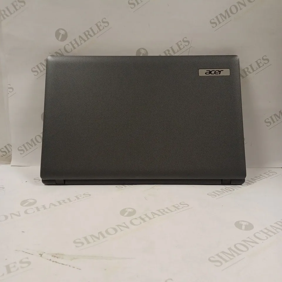 BOXED ACER ASPIRE 5250 LAPTOP