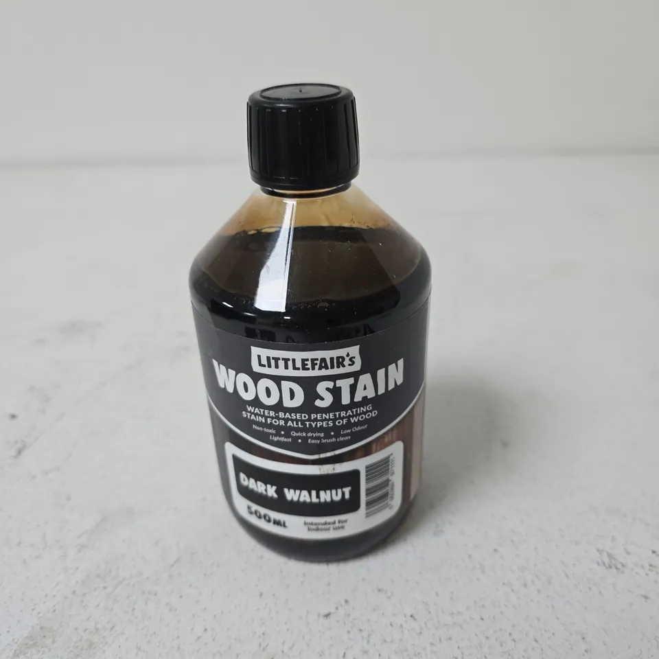 APPROXIMATELY 15 ASSORTED HOUSEHOLD LIQUIDS INCLUDING EPOXY RESIN AND LITTLEFAIRS WOOD STAIN