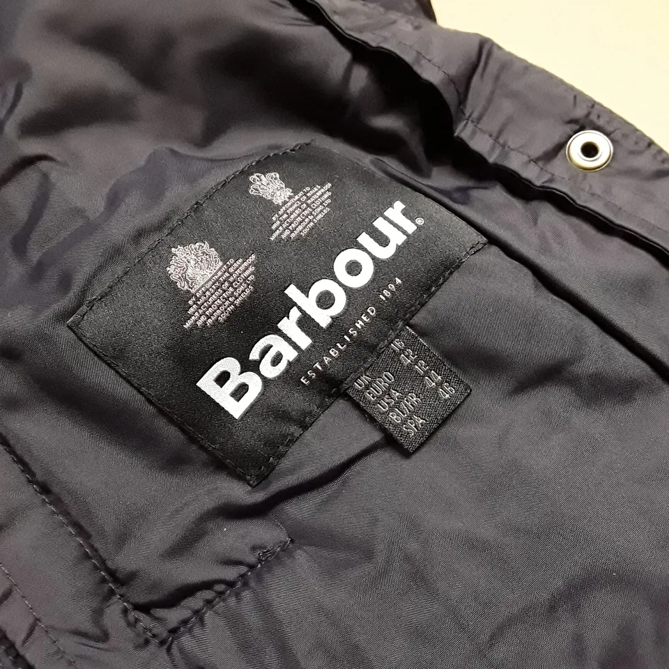 BARBOUR BEADNELL QUILT COAT IN NAVY - 16